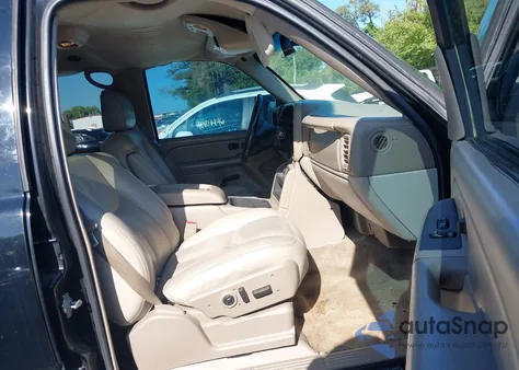 2005 Chevrolet Tahoe Ls из США, поврежденный, VIN 1GNEC13TX5R224878